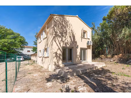 vente maison 5 pièces 92m2 avignon 84000 - 277000 € - surface privée