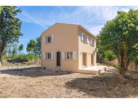 vente maison 5 pièces 92m2 avignon 84000 - 287000 € - surface privée