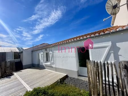 idéal résidence secondaire - maison de deux chambres rénovée située proche des plages !