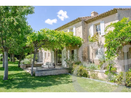 maison de luxe à vendre à eygalières