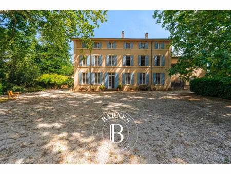 ferme à vendre dans le quartier grand sud- aix la duranne