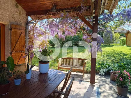villa de luxe à vendre dans le quartier centre-bourg