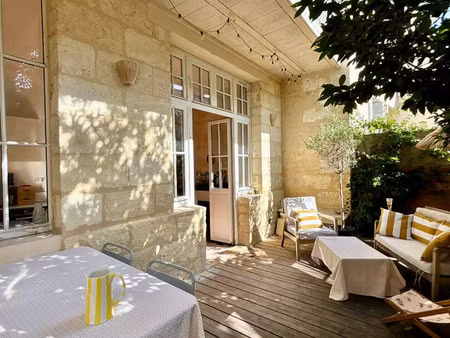maison de luxe à vendre dans le quartier hôtel de ville-quinconce-saint seurin-fondaudège