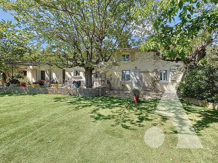 maison de luxe à vendre à la cadière-d'azur