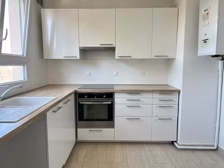 appartement de 4 pièces de 68 m² à le perreux-sur-marne