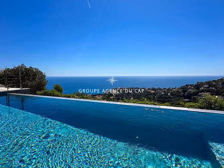 villa de luxe à vendre à les issambres