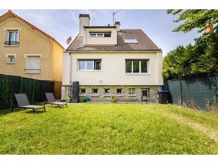 maison de 6 pièces de 106 m² à villeneuve-saint-georges