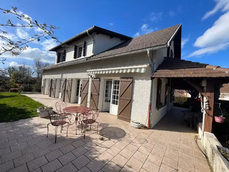 vente maison 8 pièces 198 m² soumoulou (64420)