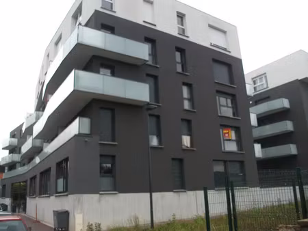 location appartement 3 pièces 58 m² à tourcoing (59200)