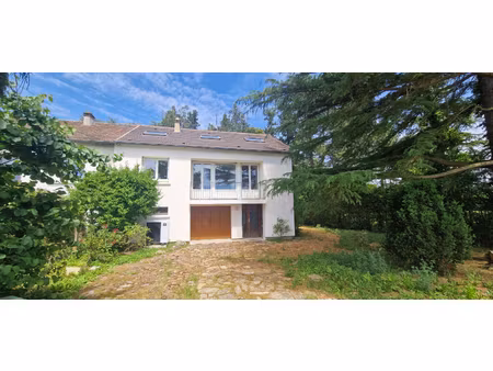 gambais (78950) maison de 5 pièces sur 900 m² de terrain
