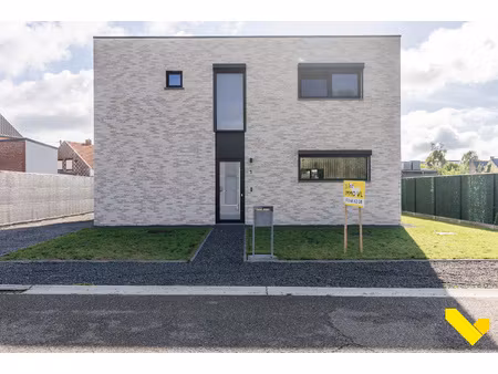 huis te koop in laakdal met 3 slaapkamers