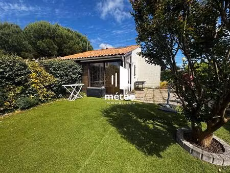 vente maison piscine à saint-vincent-sur-jard (85520) : à vendre piscine / 45m² saint-vinc