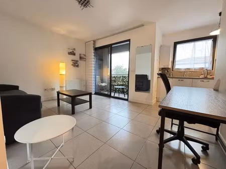 location appartement 1 pièce 30 m² à bordeaux (33000)