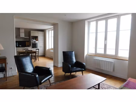 villers-les-nancy : spacieux appartement t3 rénové