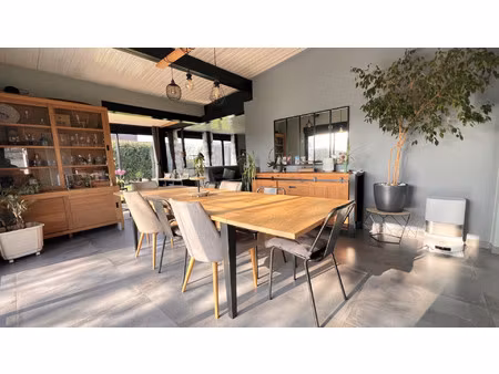 maison de luxe à vendre dans le quartier prés-flers bourg-château