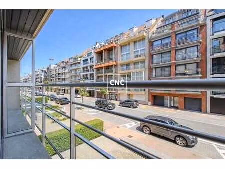 appartement non-meublé de 2 chambres dans le centre de knokk