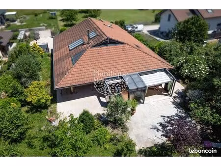 maison 4 pièces 150 m²