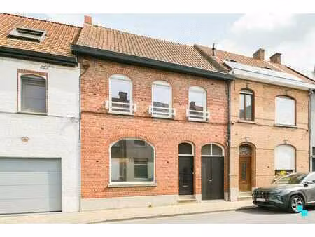 ruime ééngezinswoning nabij centrum izegem