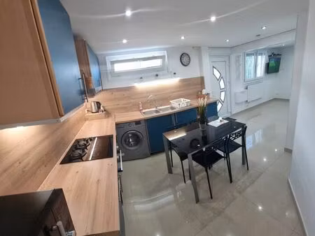 studio meublé de 30 m² à louer – meyzieu