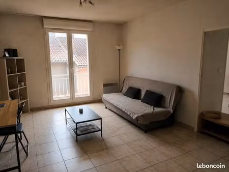 location 2p non meublé