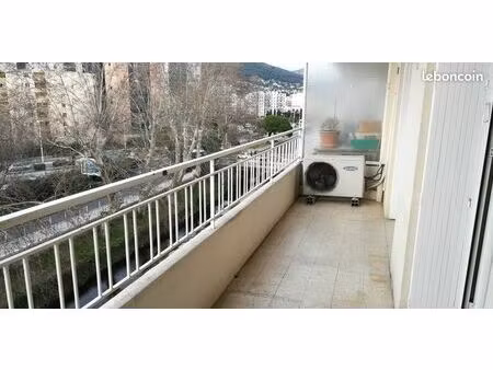 quartier recherche f3 traversant lumineux + ascenseur + grand cellier