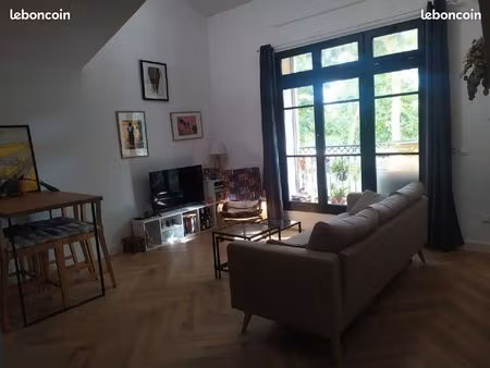 duplex meublé 44 m² – dernier étage – secteur gambetta/chaptal
