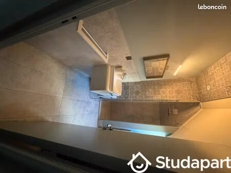 chambre 1 pièce 30 m²