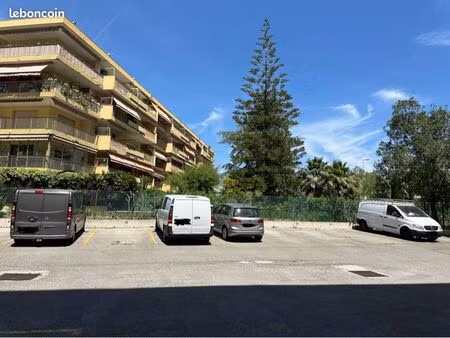parking sécurisé pour véhicules toutes hauteurs