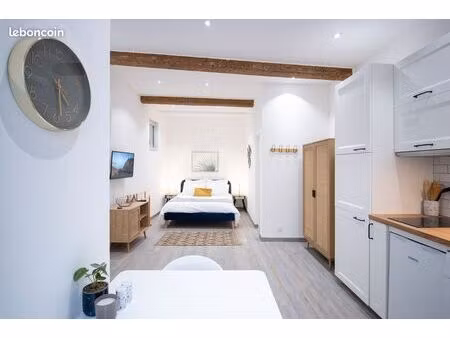 ravissant studio 25 m² meublé climatisé