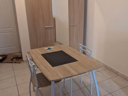 studio meublé très demande