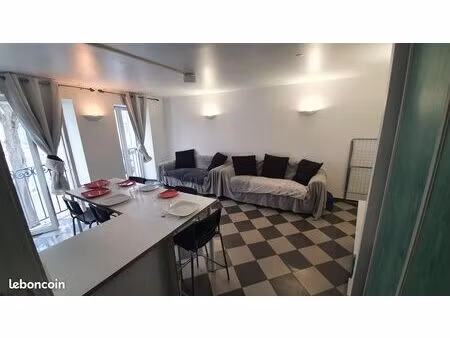 t2 - 570 euros - 47 m²