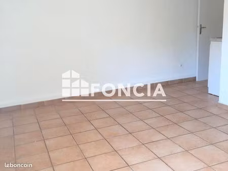 studio 1 pièce 18 m²