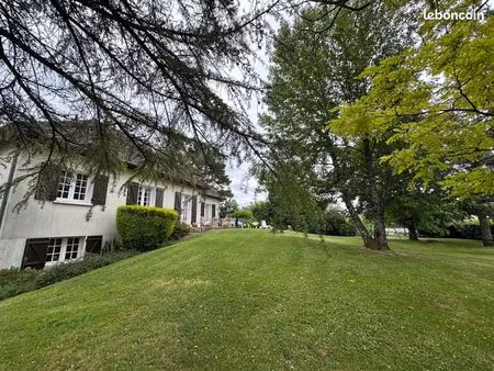 maison 4 pièces 145 m²