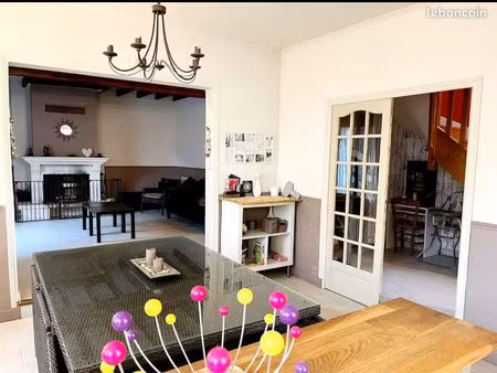maison de ville 105 m² – favières – 3 chambres + bureau – parking
