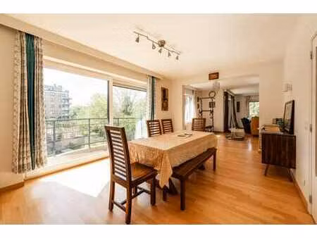 appartement (3ch/2sdb)avec terrasse et double garage