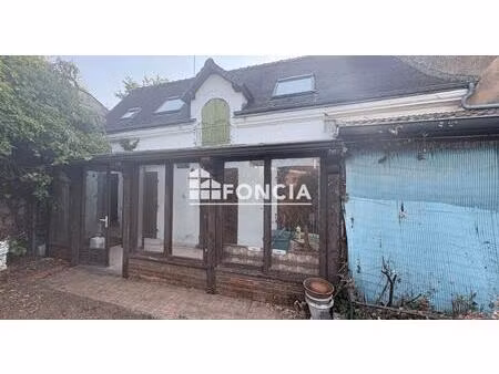 maison à rénover en plein cœur de connerré – beau potentiel !