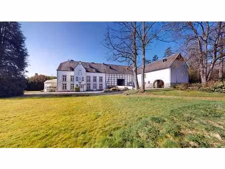 ancienne ferme de caractère sur 3 hectares