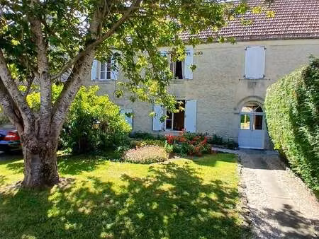 vente maison à fierville-bray (14190) : à vendre / 232m² fierville-bray