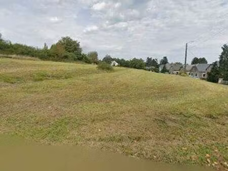 très beau terrain bâtir dans le village d'erezée (oster)