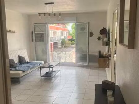 location appartement 2 pièces à carbon-blanc (33560) : à louer 2 pièces / 44m² carbon-blan
