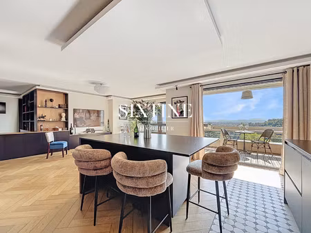 appartement de luxe à vendre dans le quartier petites brosses-boutary