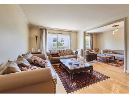 appartement de luxe à vendre dans le quartier ile de la jatte-parc d'orléans