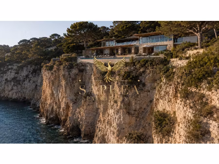 maison de luxe à vendre à sanary-sur-mer