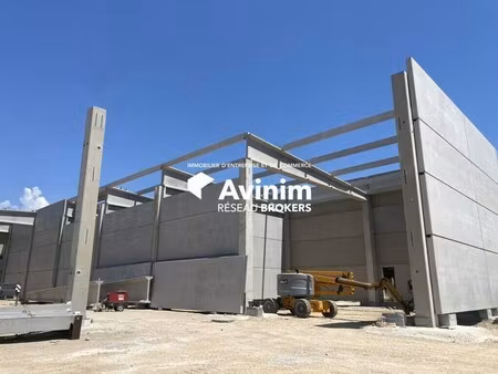 location local d’activités montauroux 83440 106m²
