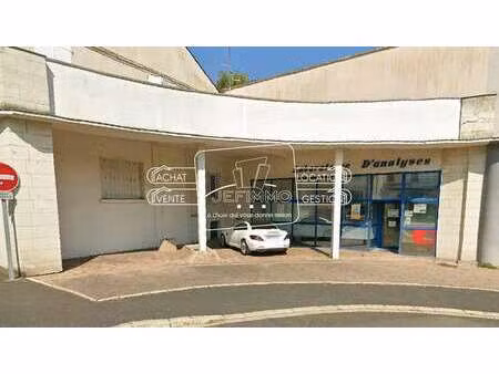 vente bureaux et commerces à doue-la-fontaine (49700) : à vendre / 542m² doue-la-fontaine
