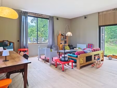 propriété en pierres à fort potentiel – à proximité de center parc