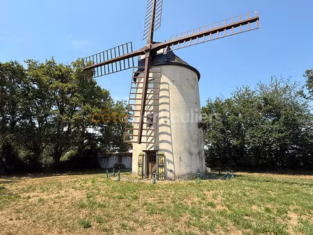 a vendre - bazougers - moulin a vent