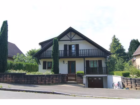 maison de 137m2 + véranda + cave + garage + jardin