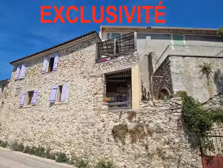 exclusivité à 30 minutes à l'est de nyons.
