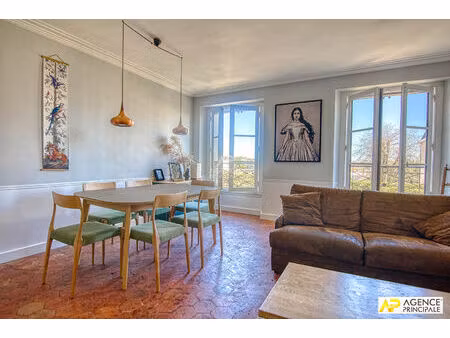 versailles notre-dame appartement 4 pièces en duplex de 93m² au sol situé au 3ème et derni